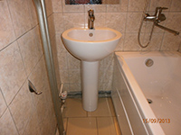 Фото установленной раковины в ванной №6